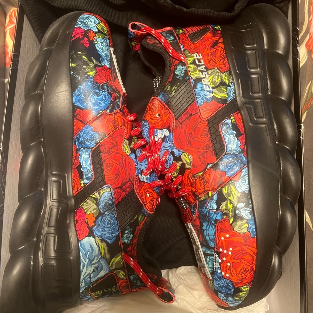 Versace Chain Reactions Floral Sneakers with box and dustbag